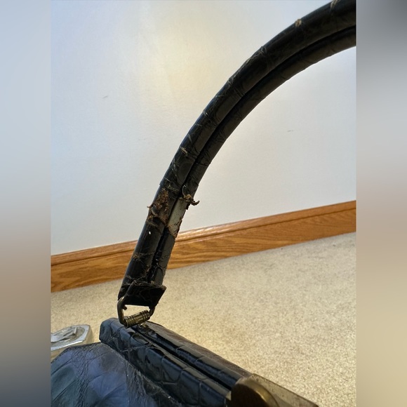 Bellestone Vintage Structured Reptile Skin Handbag - Picture 6 of 12